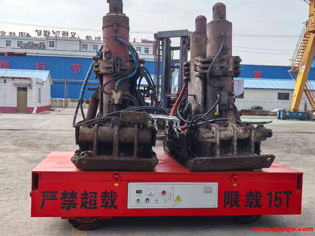 无轨电动平车“入驻”机电维修厂，矿山运输迈入自动化新阶段