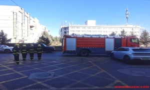 井工三矿开展职工澡堂火灾事故应急演练