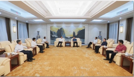 淮河能源控股集团党委书记、董事长、总经理王世森会见中国应急救援人员关爱和矿山尘肺病防治基金会客人