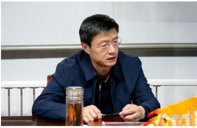 集团公司主要领导与天宝煤业公司干部职工座谈
