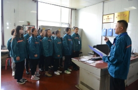 李村煤矿开展矿灯收发工技术比武活动