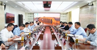 煤业公司召开10月份安全办公会