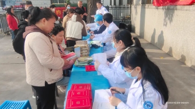 白家庄矿业公司开展“九九重阳节”活动