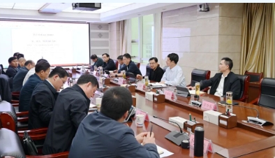 煤业公司召开掘进提单进促效率座谈分析会