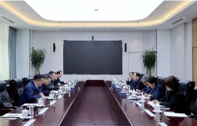 省能源局、延安市领导分别到陕煤集团就稳增长工作调研座谈
