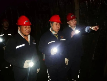 张秉德到基层单位调研检查工作时强调 以科技创新为支撑 加强灾害超前防治 促进企业高质量发展