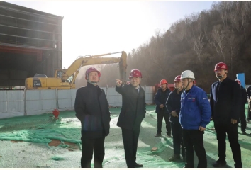 王鹏飞到黄陵矿业二号煤矿三号风井项目建设现场检查指导工作