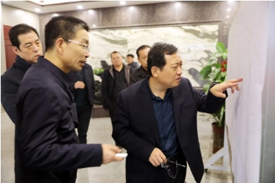宁煤公司总经理高云飞到红柳矿调研