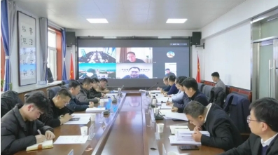 靖煤公司井上下压裂防冲项目评审会在王家山矿召开