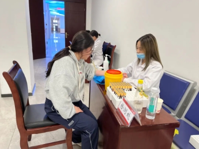 肺癌防治，筛查先行！巴拉素煤业公司开展肺癌筛查活动