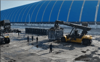 鲁西储配煤基地泰惠园区首次实现火车集装箱顺利装卸