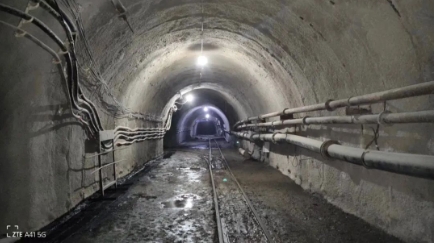 煤一公司魏家地项目部施工的魏家地矿一联络巷顺利贯通