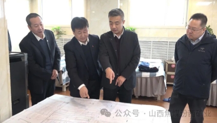 西矿业主持党委会、董事会全面工作的党委副书记、副董事长、总经理屈平以“四不两直”方式到贺西煤矿督导检查工作