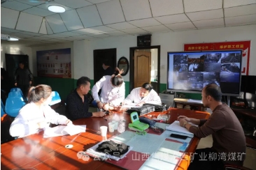 柳湾煤矿：为民办实事 送医进单位