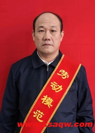 高质量掘进战线上的“擎旗人”——记阳城煤电2023年度劳动模范顾敦东