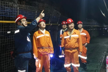 济宁能源党委副书记、总经理王崇景到安居煤矿督导检查