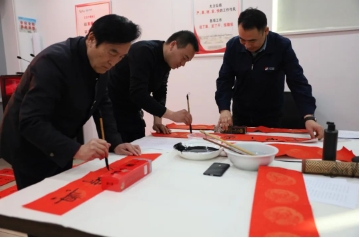 运河煤矿：“翰墨迎春添年味 平安纳福写春联”迎新春活动