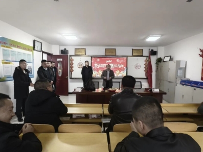 山西焦煤霍州煤电汾源煤业公司春节慰问送祝福 浓浓关怀暖人心