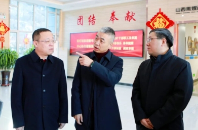 连晓阳到官地矿慰问在岗职工并督导安全生产工作