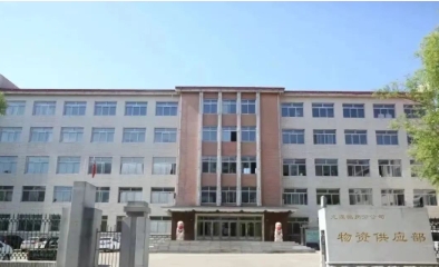龙煤鹤矿物资供应部总仓库高压胶管总成车间成功引进智能扣压机 提高产品质量