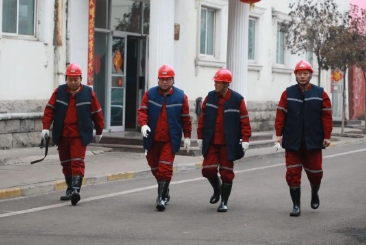 峰峰集团公司领导到羊东矿调研检查