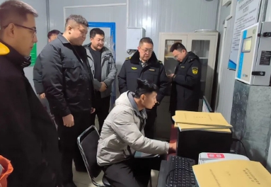 鄂尔多斯市准格尔旗生态环境局到大唐龙王沟煤矿公司检查指导工作