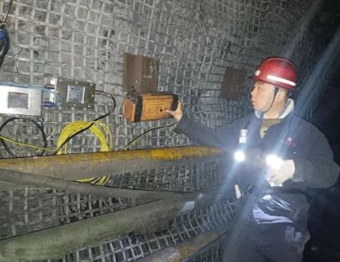 下峪口矿以案促改警钟长鸣