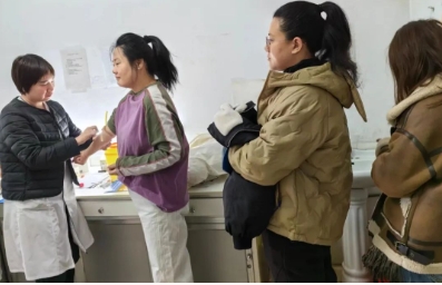 振兴煤矿党委组织女职工健康体检