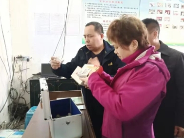 振兴煤矿工会组织职工代表视察 助力企业和谐发展