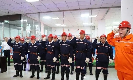 吕梁市领导到香源煤业、中兴煤业督导检查安全生产工作