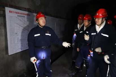 韩福生在峻德矿调研检查工作时强调 拧紧履责链条强化溯源追责 构建安全生产区域责任体系
