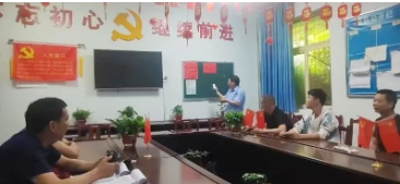 平煤股份六矿放炮队组织开展爆破技术讨论会