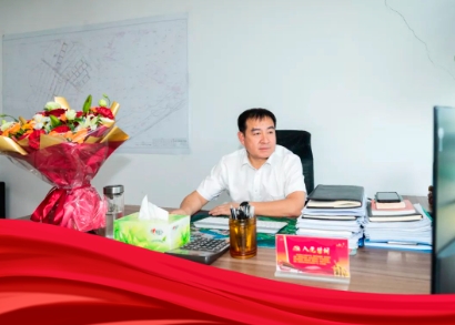大唐龙王沟煤矿公司工会组织开展劳模慰问活动