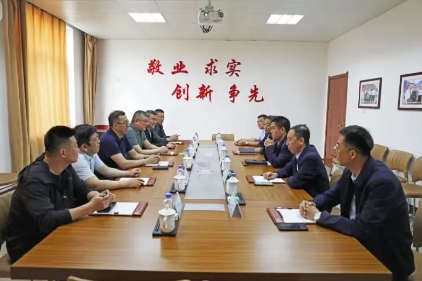 内蒙古京宁热电有限责任公司到山不拉煤矿调研交流