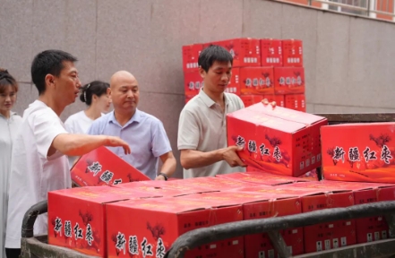 我矿为职工发放端午节慰问品