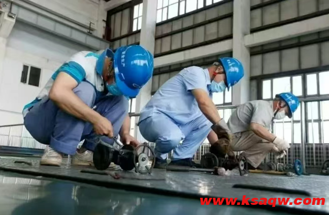 QQ20250825-101151