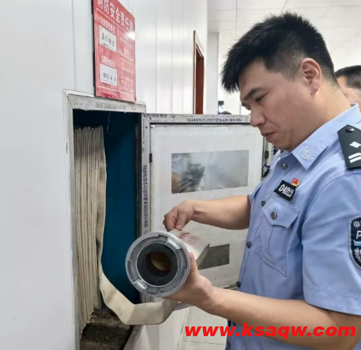 我矿开展中秋节和国庆节前消防安全隐患排查暨工广文明创建大检查