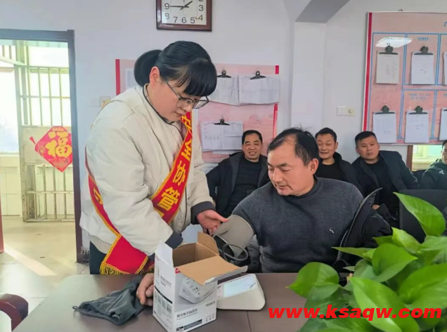 【主题活动】八矿女工协管员深入一线开展安全宣教活动